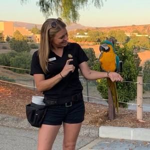 Meet your Posher, Kelly